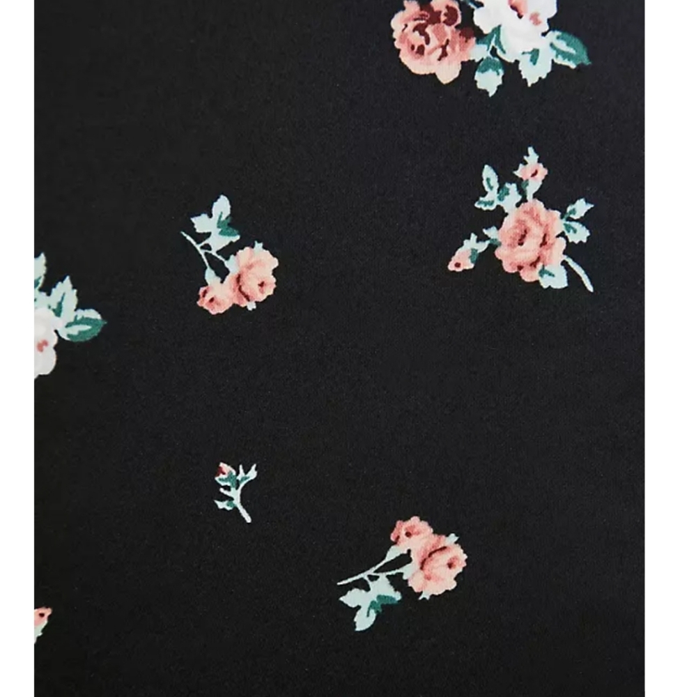 18w torrid Nwt belted floral print shorts - Picture 3 of 5